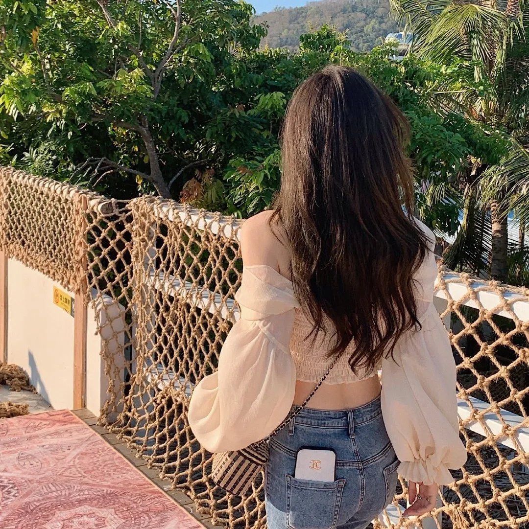 黑暗女巫封面