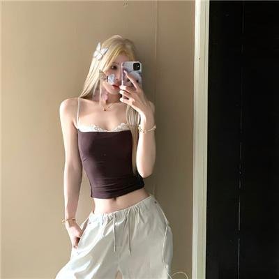 激情姐妹花封面